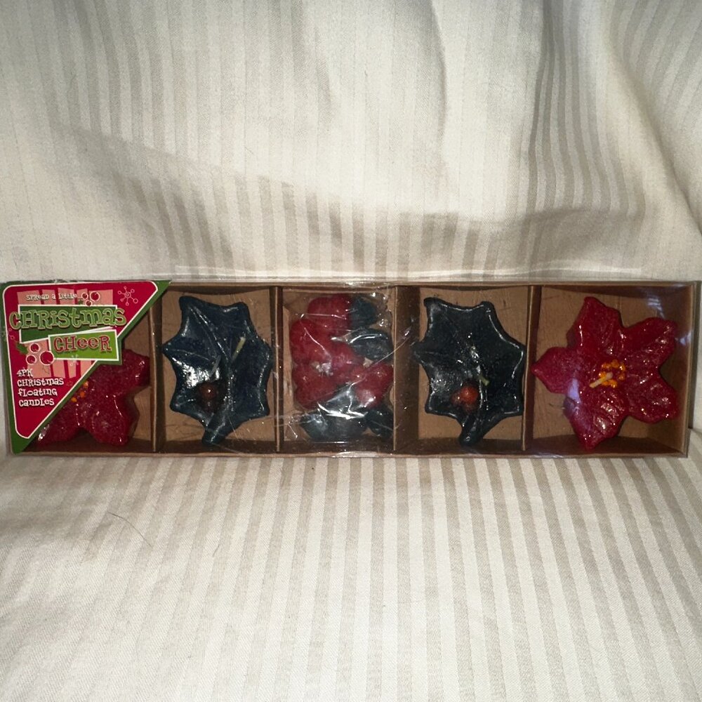 NEW IN BOX! SET OF 5 PRETTY CHRISTMAS FLOATING CANDLES